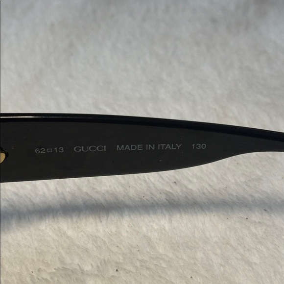 Gucci Black Classic Sunglasses main image 8